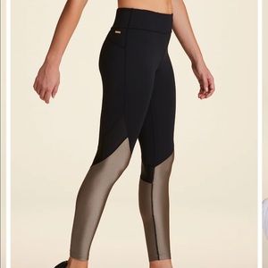 ALALA Captain Ankle Tight